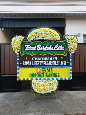 Papan Bunga Duka di Lenek